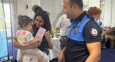 Bolu'da polis ekipleri vatandaşları bilgilendirdi