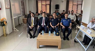 Bozkır'da Kur'an kursu öğrencilerine bilgi yarışması