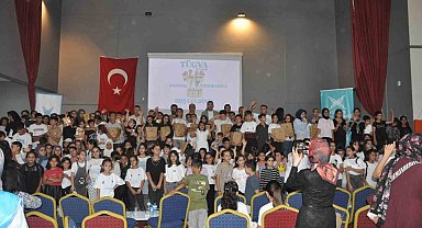 Bulanık'ta TÜGVA yaz okulu kapanış programı düzenlendi