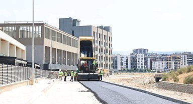 Bursa Nilüfer'de Balkan Mahallesi'ne asfalt