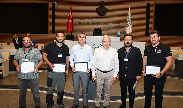 Bursa Nilüfer'den yangınlarla mücadelede görev alan ekibe teşekkür