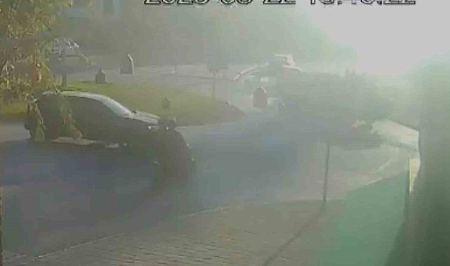 Bursa'da otomobil ile motosiklet çarpıştı: 1 yaralı