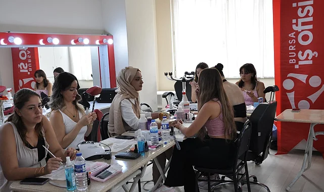 Bursa'dan kadın istihdamına destek