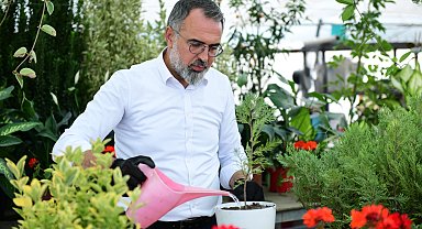 Bursa'nın Kestel ilçesi süs bitkilerini Sakarya'da görücüye çıkaracak