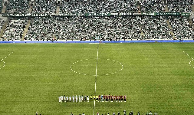 Bursaspor Eskişehirspor maçında orman şehitleri anıldı