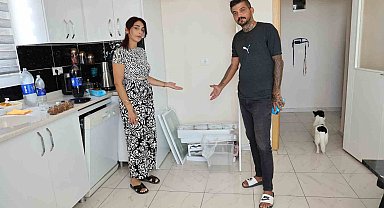 Buzdolabını servise gönderdi, başına gelmeyen kalmadı