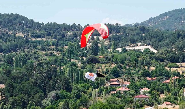 Çameli Festivali 5. gününde gökyüzü şölenine sahne oldu