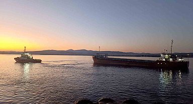 Çanakkale Boğazı'ndan geçen genel kargo gemisi makine arızası yaptı