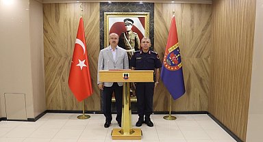 Çanakkale Valisi Toraman'dan Jandarma Kıdemli Albay Akyüz'e hayırlı olsun ziyareti
