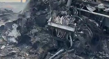 Çanakkale'de yanan itfaiye aracı hurdaya döndü