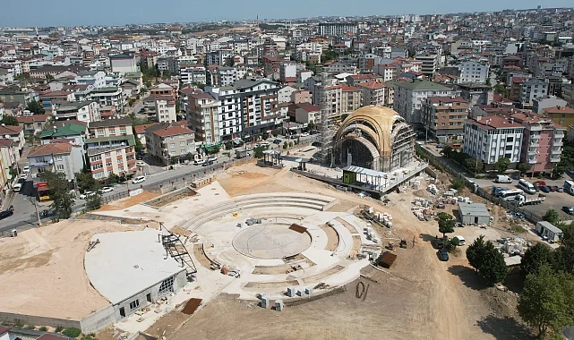 Çayırova Kent Meydanı'nda çalışmalar tam gaz
