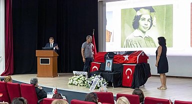 Cemil Tugay'dan hocası Emel Tümbay'a duygusal veda
