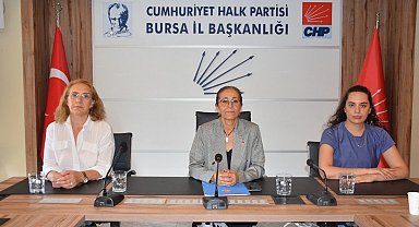 CHP Bursa İl Kadın Kolları'ndan kadın cinayetlerine tepki