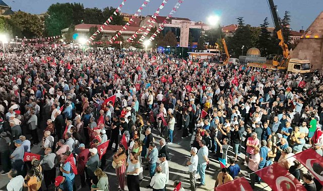CHP Genel Başkanı Özel, Kırşehir'deki mitingde konuştu
