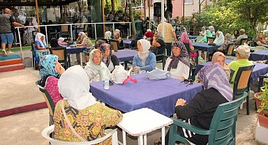 Çınarcık'ta depremde hayatlarını kaybedenler unutulmadı