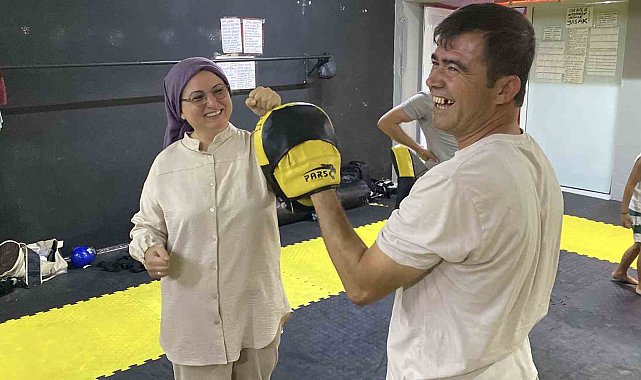 Çocuklarıyla antrenmana katılan aileler nefes nefese kaldı