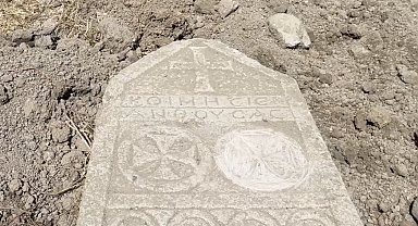 Çorum'da altyapı çalışması sırasında tarihi mezar taşı bulundu