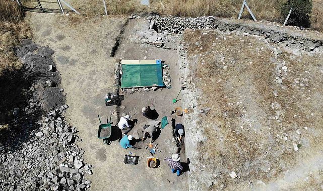 Çorum'daki Kalehisar Ören Yeri'nde yürütülen kazılar, Anadolu-Selçuklu döneminin en önemli kentlerinden birini aydınlatıyor