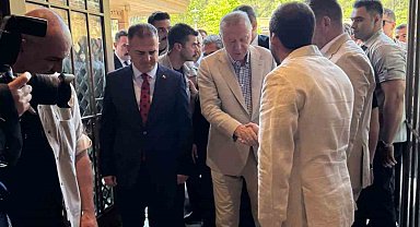 Cumhurbaşkanı Erdoğan cuma namazını Okluk Millet Camii'nde kıldı