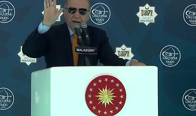 Cumhurbaşkanı Erdoğan Malazgirt'te... Yönünü Ankara'ya dönen kazanır