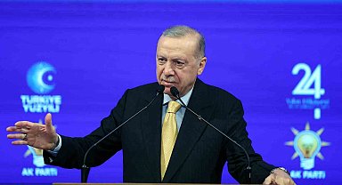Cumhurbaşkanı Erdoğan: "AK Parti'yi Türkiye'nin en büyük partisi yapan, işte bu yetişmiş, işte bu liyakatli insan kaynağına sahip olmasıdır. Bu dinamik, bu hareketli yapıyı muhalefet partilerinde asla göremezsiniz."
