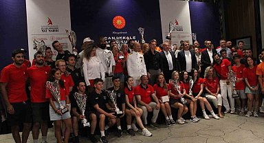 Cumhurbaşkanlığı 6. Uluslararası Yat Yarışları Çanakkale etabında kazananlar ödüllerini aldı