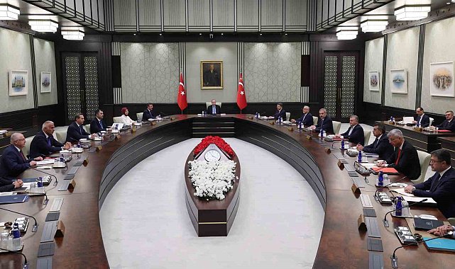 Cumhurbaşkanlığı Kabinesi, Cumhurbaşkanı Recep Tayyip Erdoğan başkanlığında Beştepe'de toplandı.