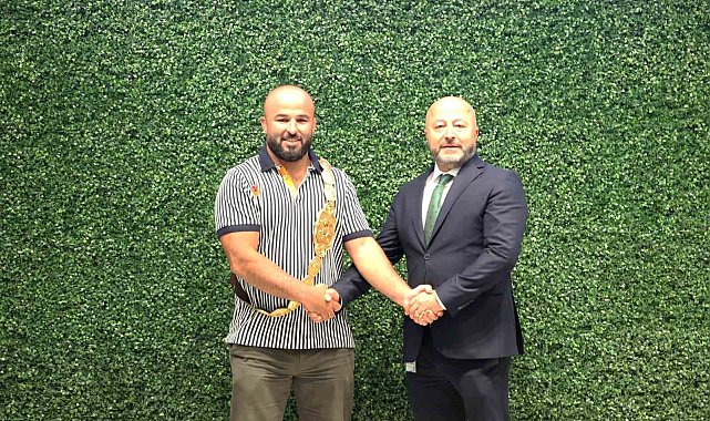 CW Enerji şampiyon başpehlivan Orhan Okulu'yu ağırladı