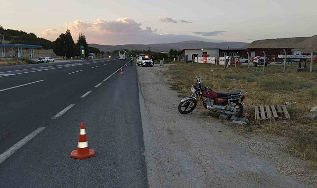 Darende'de otomobil motosiklete çarptı: 1 yaralı