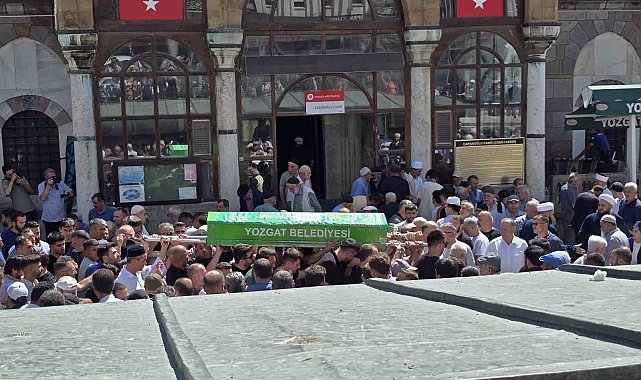 Denizde boğularak can veren gençler Yozgat'ta son yolculuğuna uğurlandı