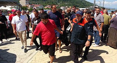 Denizde kaybolan tarım işçisinin cansız bedenine ulaşıldı