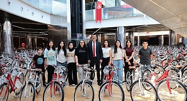 Denizli Büyükşehir'den başarılı öğrencilere bisiklet ödülü