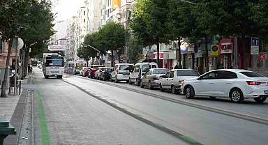 Denizli Büyükşehrin 'Otobüs Yolu' projesinde şikayetler her geçen gün artmaya devam ediyor