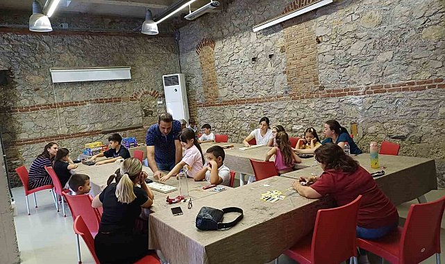 Denizli'de zeka oyunlarıyla ailelerin bağları güçlendi