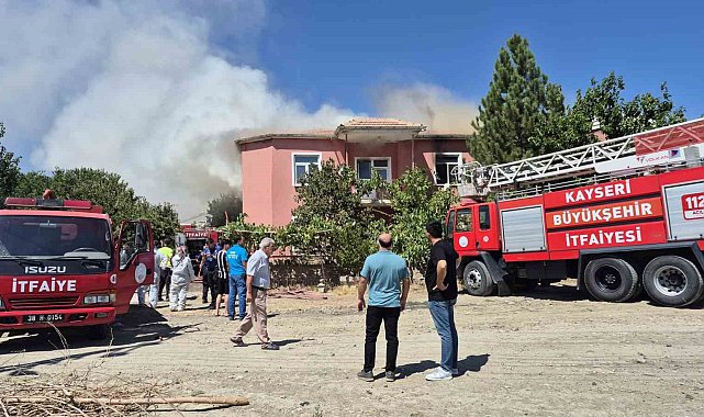 Depoda çıkan yangın söndürüldü