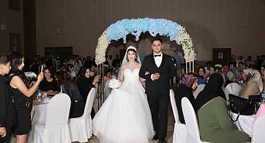 Dilan ve Ömer Çifti Oltu'da dünya evine girdi