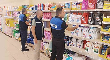 Dilovası'nda 120 iş yeri denetlendi: 3'ü mühürlendi, 450 ürün imha edildi