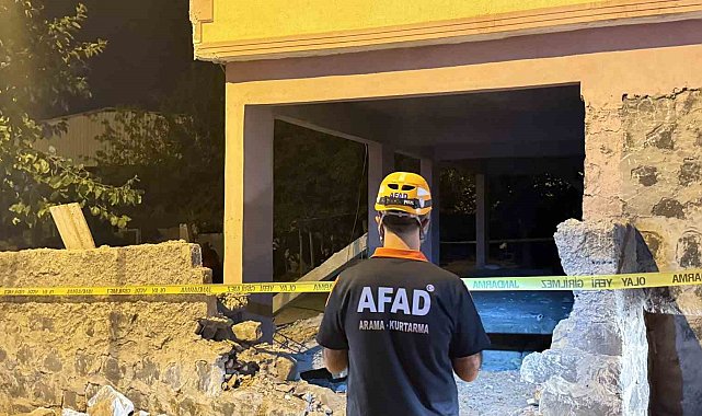 Diyarbakır'da bir evin balkonu çöktü: 2'si çocuk 5 yaralı