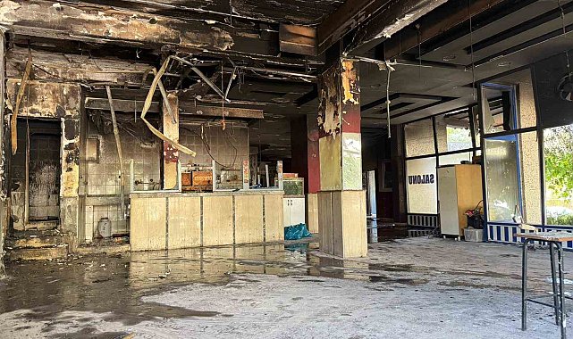 Diyarbakır'da kahvehanede elektrik panosundan çıkan yangın söndürüldü