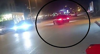 Drift atarken kameraya yakalanan sürücü dereye uçtu
