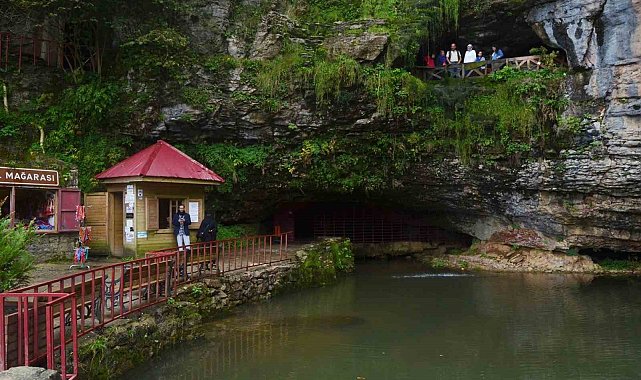 Dünyanın en uzun ikinci mağarasını 7 ayda yaklaşık 100 bin turist ziyaret etti