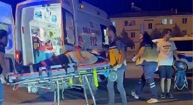 Düzce'de motosikletle otomobil çarpıştı: 1 yaralı