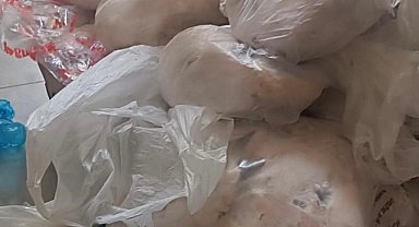 Elazığ'da 345 kilo küflenmiş tavuk ele geçirildi