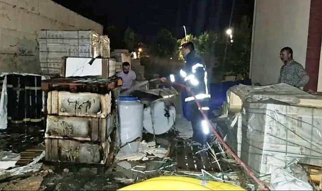 Emet'te depo yangını korkuttu