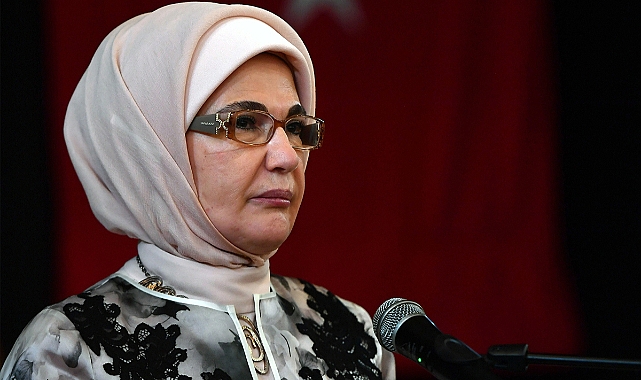 Emine Erdoğan'dan Melania Trump'a mektup