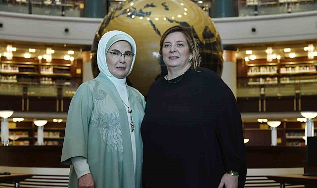 Emine Erdoğan, Gürcistan Cumhurbaşkanı Kavelashvili'nin eşiyle Millet Kütüphanesi'ni ziyaret etti
