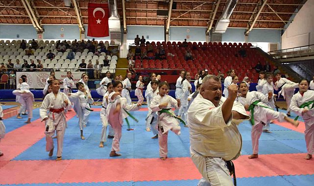 Emniyet amiri tatamiye çıktı
