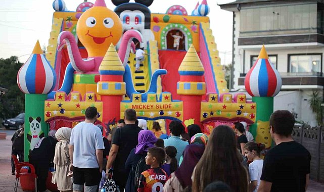 Erenler'de çocuklar için şenlikler devam ediyor