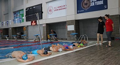 Erzincan Olimpik Yüzme Havuzunda yaz kurslarına ilgi arttı