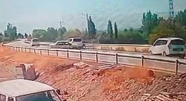Erzincan'da 1 kişinin öldüğü kaza güvenlik kamerasına yansıdı